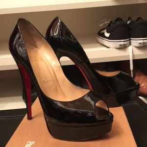 Christian louboutin lady peep